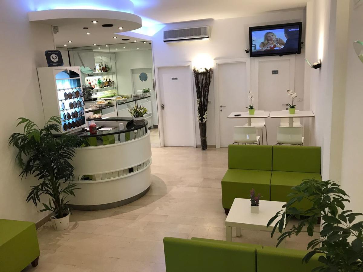 Hla Fenice酒店